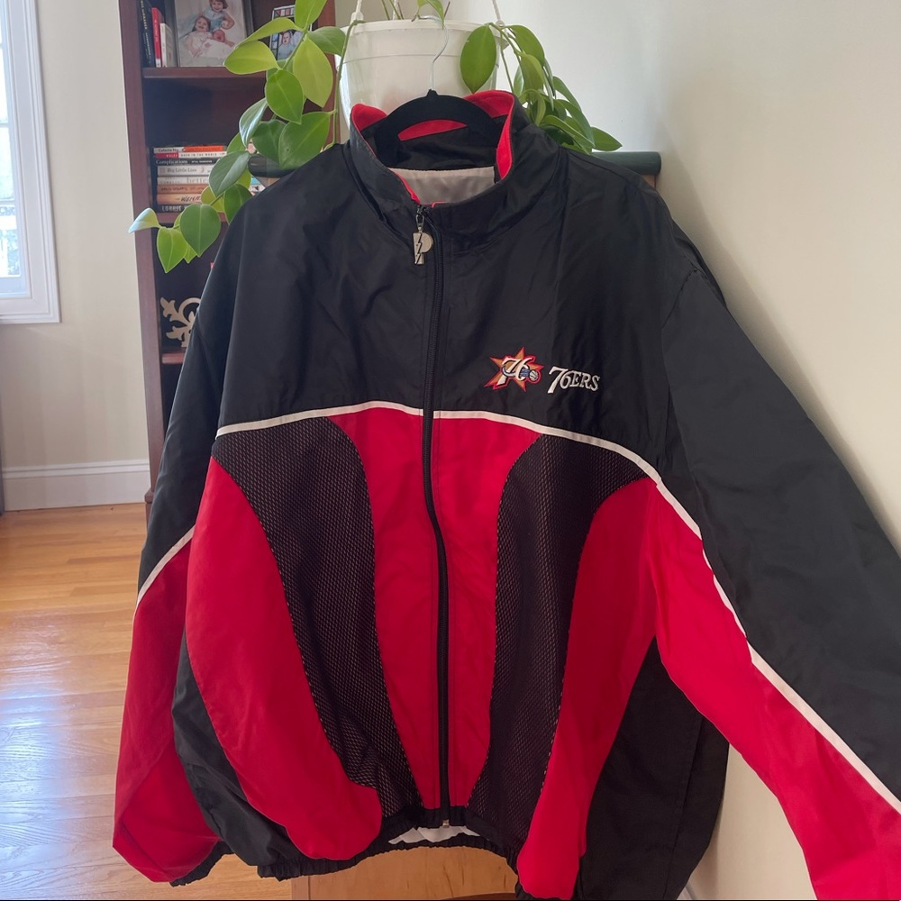PENDING NBA Pro Player 76ers Vintage Winderbreaker Jacket